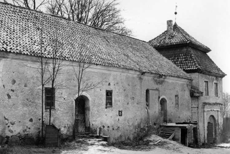 vesture_slokenbekas_muiza_smarde_milzkalne_engure004